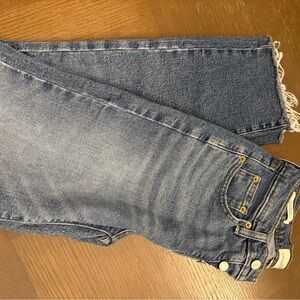 Universal Thread Medium Blue High Rise Jeans